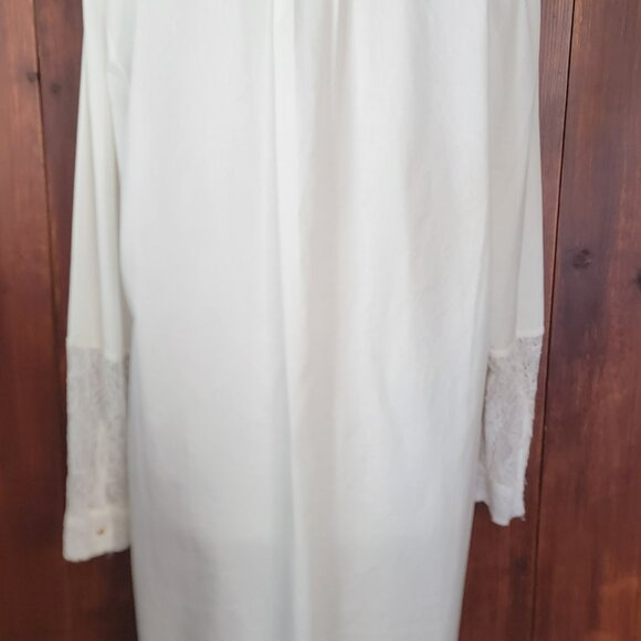Black Label by Chico’s White Long Shirt Dress Tunic Top Lace Sleeves Size 2 Lg. - Picture 11 of 16